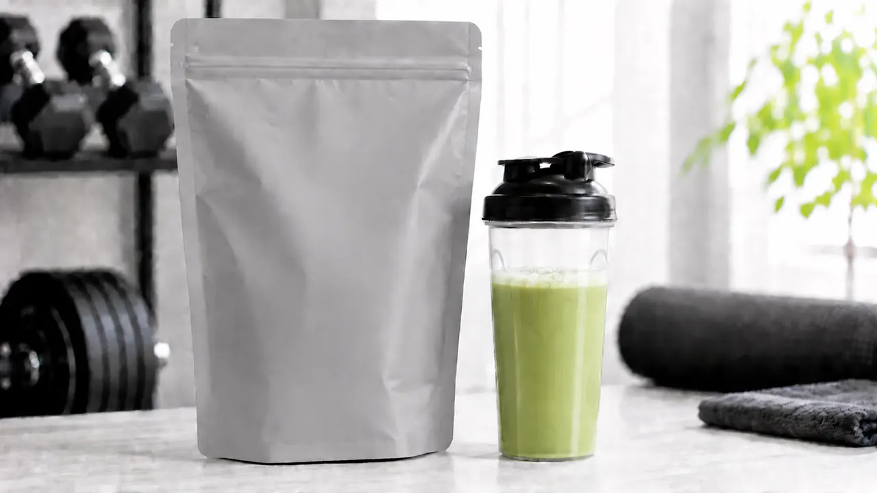 ザプロ ホエイプロテイン 抹茶風味 1kg のレビュー記事メインビジュアル(口コミ・評判・メリット・デメリット)